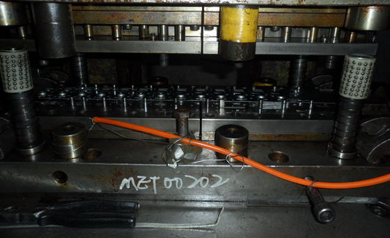 Parti di metallo che formano e che elaborano i montaggi della macchina dell'estrusione di impatto